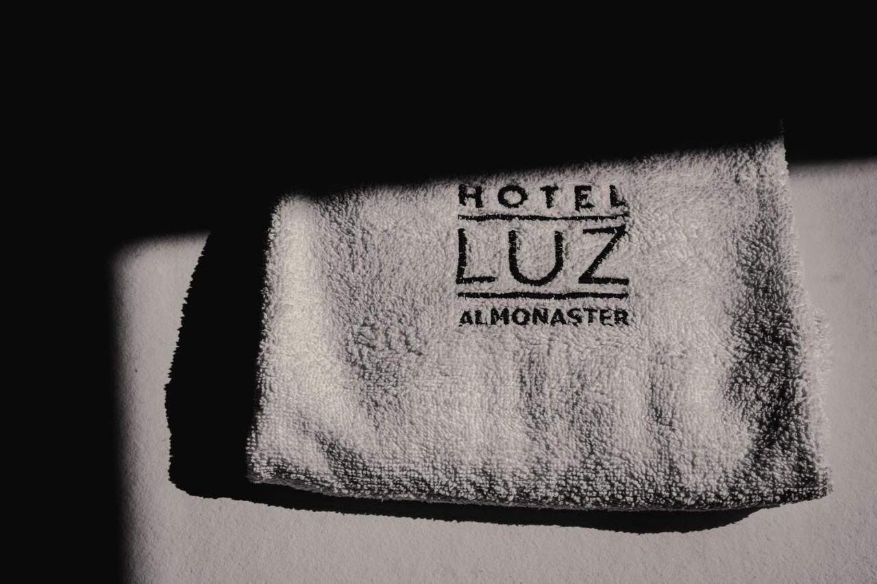 Hotel Luz Almonaster Almonaster la Real Exterior foto